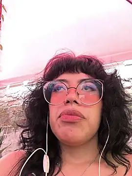 Snapshot of Fun_Everywhere chatting on 04-15-26, 06:56 Fun Everywhere online show from 04-15-26, 06:56