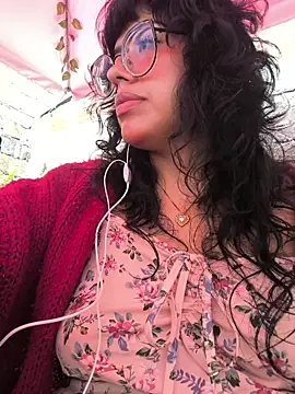 Snapshot of Fun_Everywhere chatting on 03-02-26, 01:18 Fun Everywhere online show from 03-02-26, 01:18