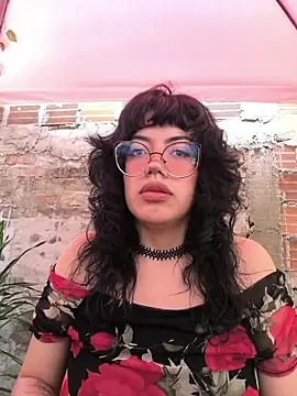 Snapshot of Fun_Everywhere chatting on 04-10-26, 06:04 Fun Everywhere online show from 04-10-26, 06:04