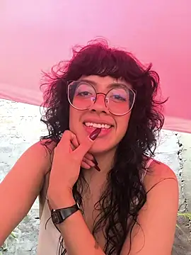 Snapshot of Fun_Everywhere chatting on 02-06-26, 08:16 Fun Everywhere online show from 02-06-26, 08:16