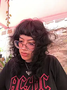 Snapshot of Fun_Everywhere chatting on 04-09-26, 05:41 Fun Everywhere online show from 04-09-26, 05:41