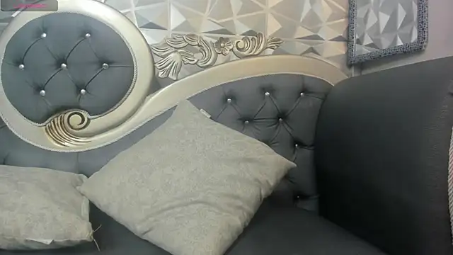 KataleyaStiward online show from 02-10-25, 04:04