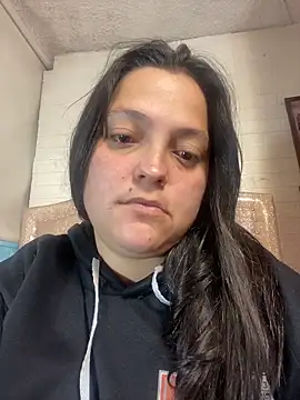 KataleyaStiward online show from 11-15-25, 01:59