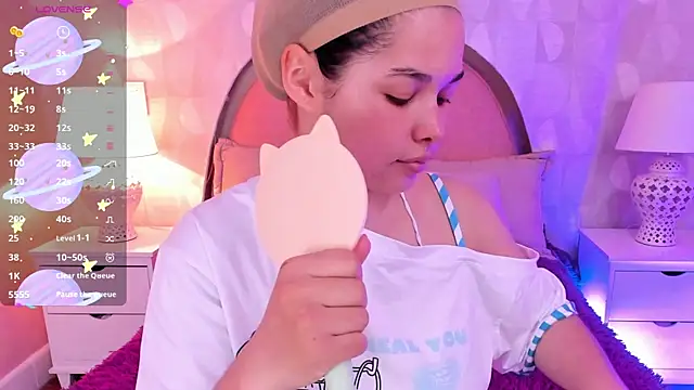 Snapshot of angeline_teen chatting on 06-02-26, 12:16 angeline teen online show from 06-02-26, 12:16