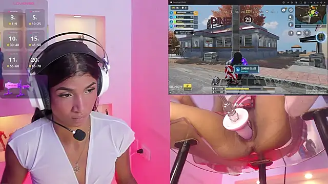 SofiRey  online show from 12-21-25, 01:24