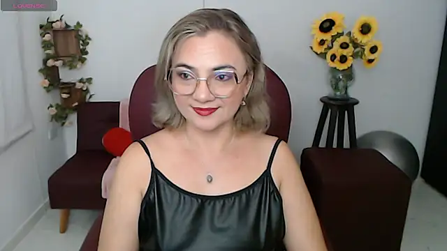 Ghada milf online show from 05-01-26, 10:26