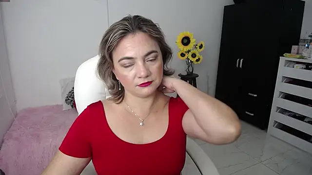 Snapshot of Ghada_milf chatting on 02-12-25, 12:22 Ghada milf online show from 02-12-25, 12:22