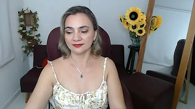 Snapshot of Ghada_milf chatting on 07-14-26, 10:38 Ghada milf online show from 07-14-26, 10:38
