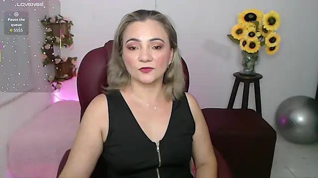 Ghada milf online show from 02-27-26, 09:36
