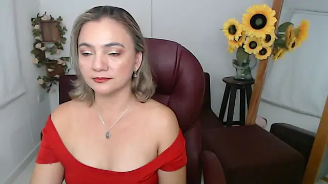 Snapshot of Ghada_milf chatting on 06-12-26, 10:29 Ghada milf online show from 06-12-26, 10:29