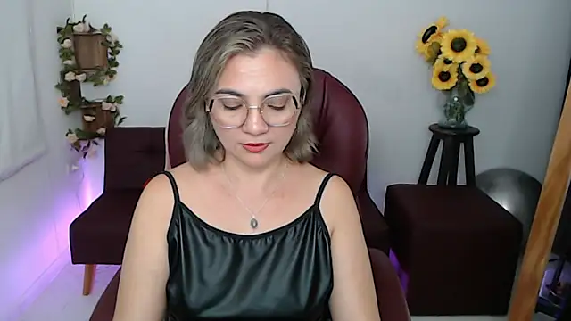 Ghada milf online show from 05-13-26, 11:01