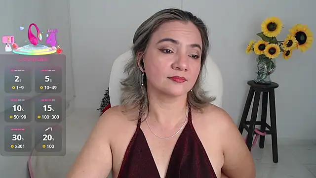 Snapshot of Ghada_milf chatting on 10-15-25, 11:13 Ghada milf online show from 10-15-25, 11:13
