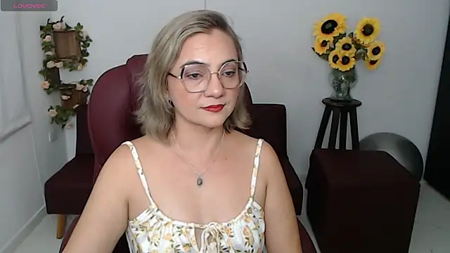 Ghada milf online show from 05-03-26, 11:30
