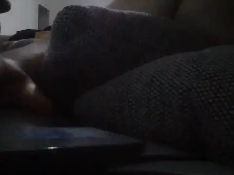Snapshot of lickthehottie chatting on 06-25-26, 09:31 lickthehottie online show from 06-25-26, 09:31