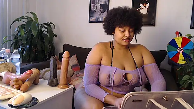 TheeVixxxen online show from 11-05-25, 01:58