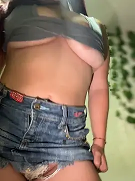 MiaLujan  online show from 04-11-26, 11:41