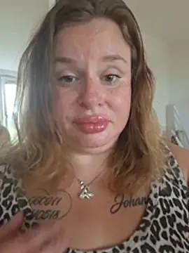 JohannasMishael online show from 07-18-26, 02:25