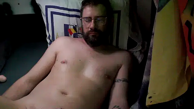 Snapshot of TRebelG chatting on 02-10-26, 10:20 TRebelG online show from 02-10-26, 10:20