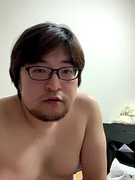 yuuki198912 online show from 11-11-25, 05:19