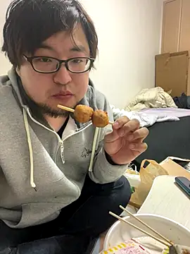 yuuki198912 online show from 11-26-25, 02:06