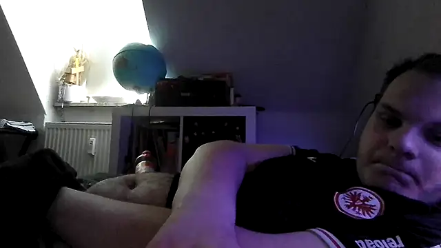 Nicolasjlhkjzl online show from 05-16-26, 10:36