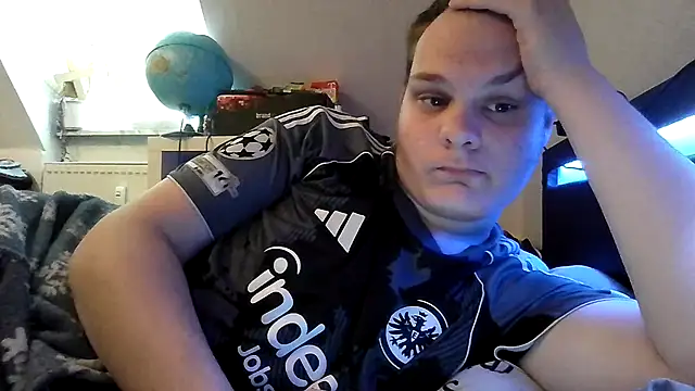 Nicolasjlhkjzl online show from 05-03-26, 08:30