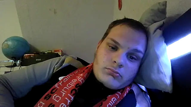 Nicolasjlhkjzl online show from 05-13-26, 06:48