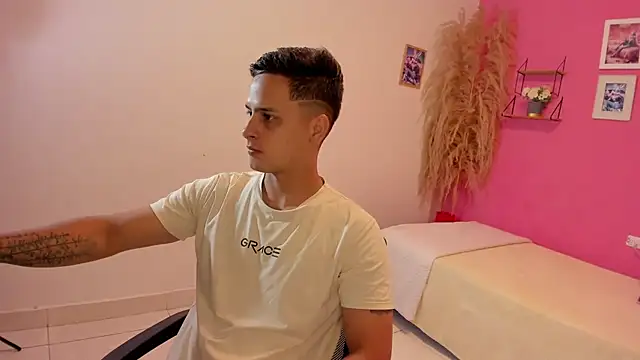 JANER 03 online show from 10-25-25, 04:11