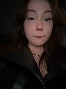 Peachy Dream online show from 11-08-25, 06:11