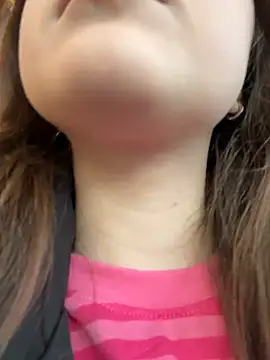 Peachy Dream online show from 02-13-26, 01:22