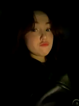 Snapshot of Peachy_Dream chatting on 09-25-25, 06:14 Peachy Dream online show from 09-25-25, 06:14