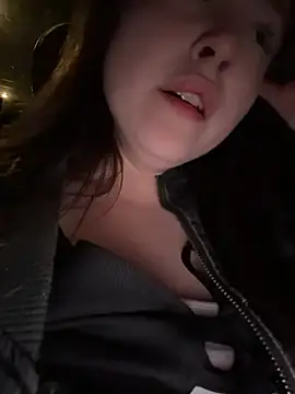 Peachy Dream online show from 04-28-26, 07:29
