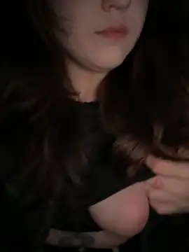 Snapshot of Peachy_Dream chatting on 09-16-25, 06:09 Peachy Dream online show from 09-16-25, 06:09