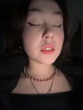 Peachy Dream online show from 02-07-26, 06:05