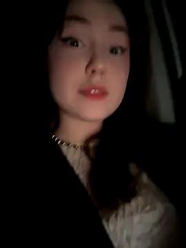 Snapshot of Peachy_Dream chatting on 10-08-25, 06:19 Peachy Dream online show from 10-08-25, 06:19