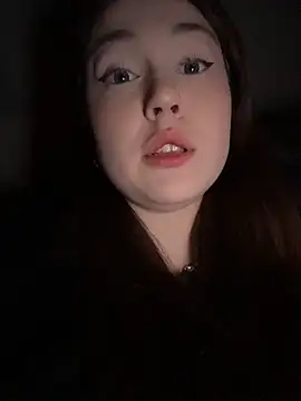 Peachy Dream online show from 03-07-26, 06:24