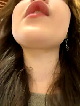 Snapshot of Peachy_Dream chatting on 09-14-25, 05:13 Peachy Dream online show from 09-14-25, 05:13