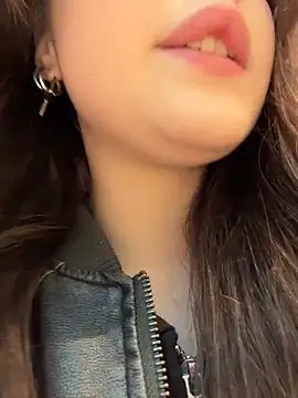 Peachy Dream online show from 04-14-26, 03:39