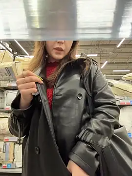 Peachy Dream online show from 11-09-25, 06:23