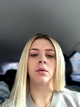 Love Bri online show from 09-21-25, 10:31