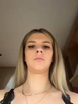 Love Bri online show from 03-25-26, 10:25