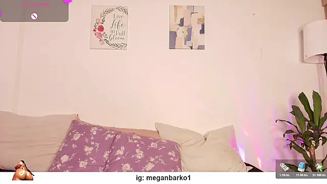 Meganbarko1 online show from 06-21-26, 07:52