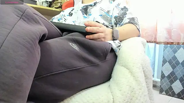 Snapshot of Queen_Sport chatting on 03-31-26, 06:48 Queen Sport online show from 03-31-26, 06:48