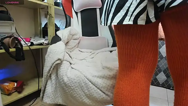 Snapshot of Queen_Sport chatting on 03-19-26, 07:30 Queen Sport online show from 03-19-26, 07:30