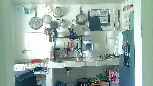 Snapshot of Andy_gray chatting on 10-28-25, 05:01 Andy gray online show from 10-28-25, 05:01