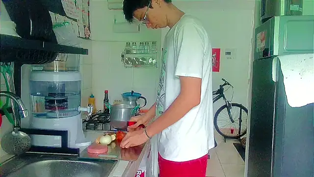 Snapshot of Andy_gray chatting on 11-18-25, 11:13 Andy gray online show from 11-18-25, 11:13