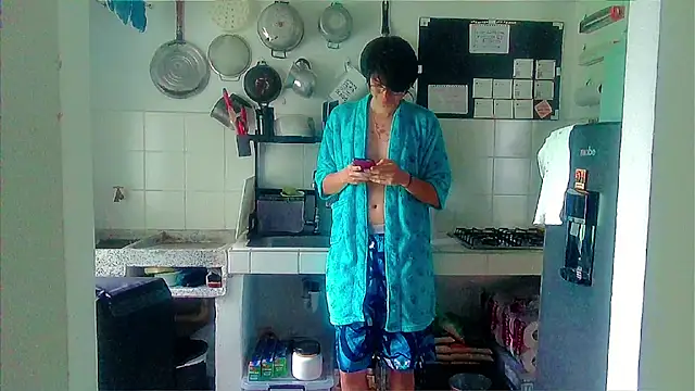 Snapshot of Andy_gray chatting on 10-17-25, 11:12 Andy gray online show from 10-17-25, 11:12