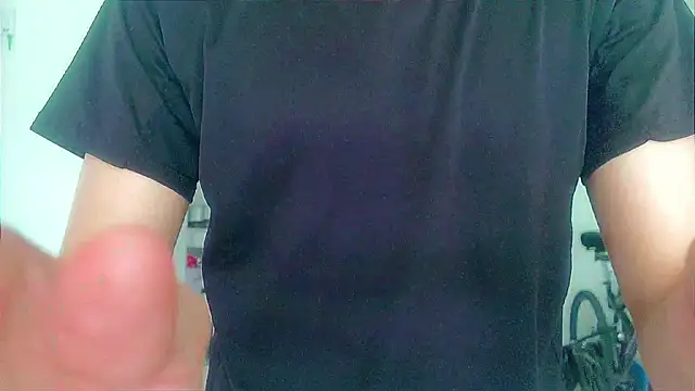 Snapshot of Andy_gray chatting on 11-03-25, 04:21 Andy gray online show from 11-03-25, 04:21