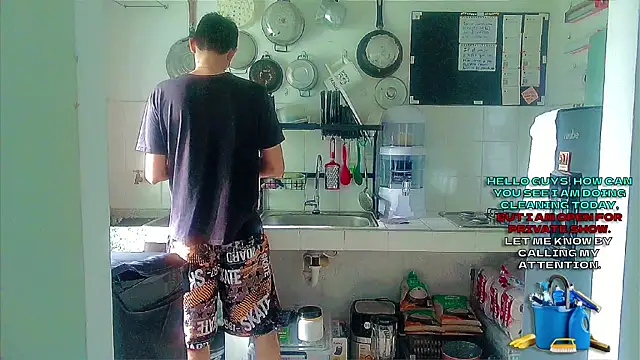 Snapshot of Andy_gray chatting on 10-25-25, 12:50 Andy gray online show from 10-25-25, 12:50