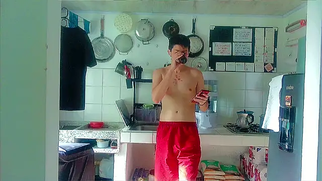 Snapshot of Andy_gray chatting on 11-12-25, 01:15 Andy gray online show from 11-12-25, 01:15